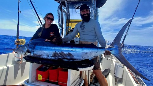 Pêche avec Moorea Sunrise Fishing